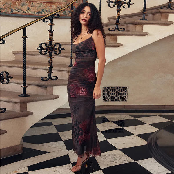 Midnight Rose - YourWorldFashion