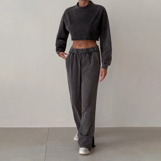 Laid-Back - YourWorldFashion
